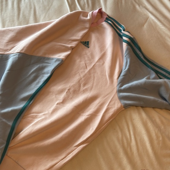 Women’s adidas essential 3stripes oversized fleece sweatshirt - Picture 7 of 8
